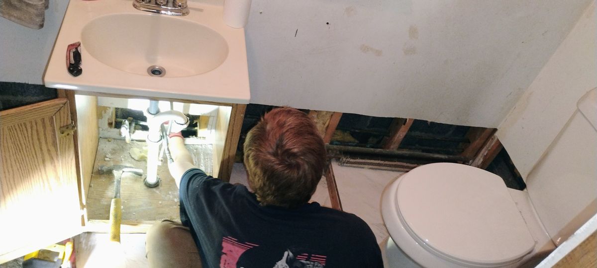 Plumbing for Kemps’ Handyman Service in Shenandoah, PA