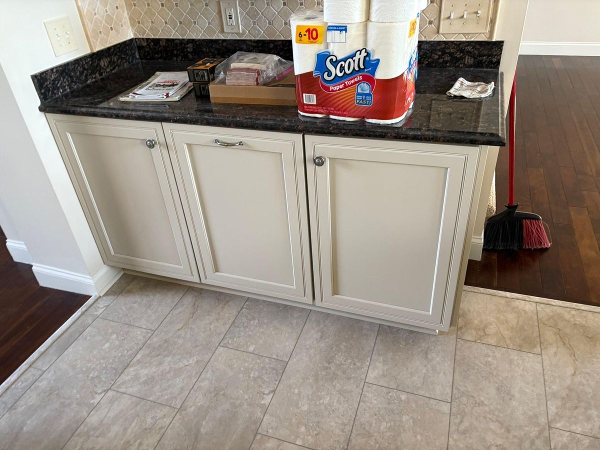 Kitchen and Cabinet Refinishing for NXT Generation Painting in Cookeville, TN