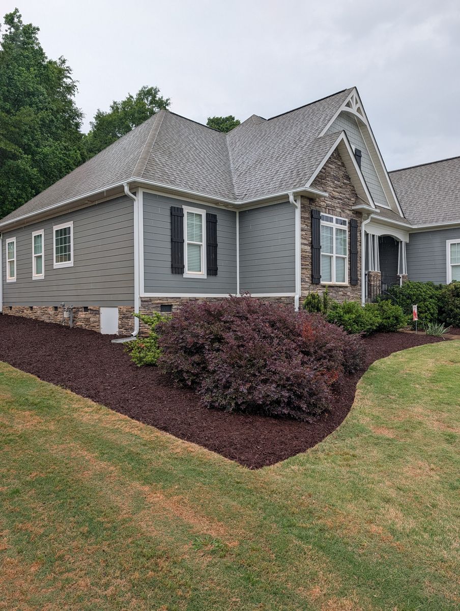 Mulch Installation for Cody’s Lawn & Landscape in Greer, SC