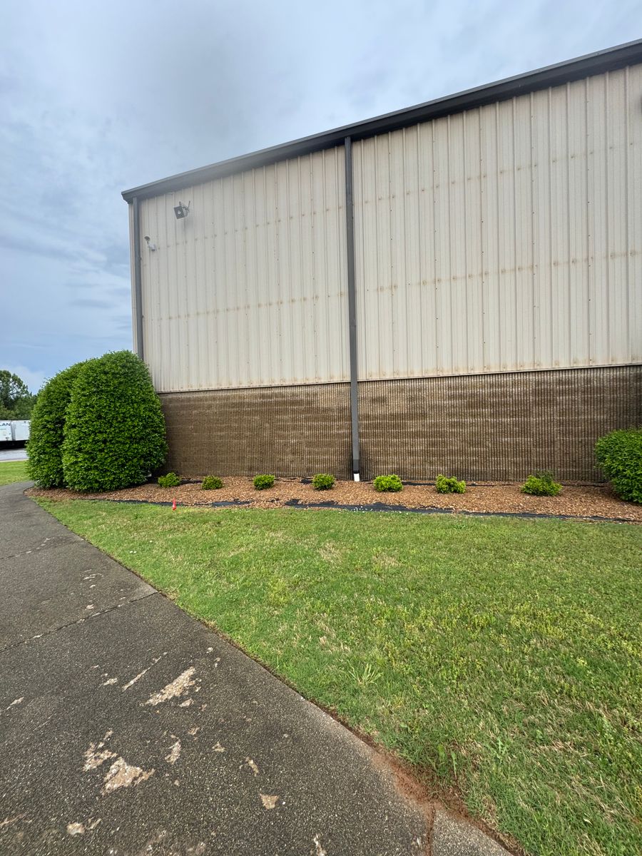 Mulch Installation for Greenscape Solutions in Milan, TN