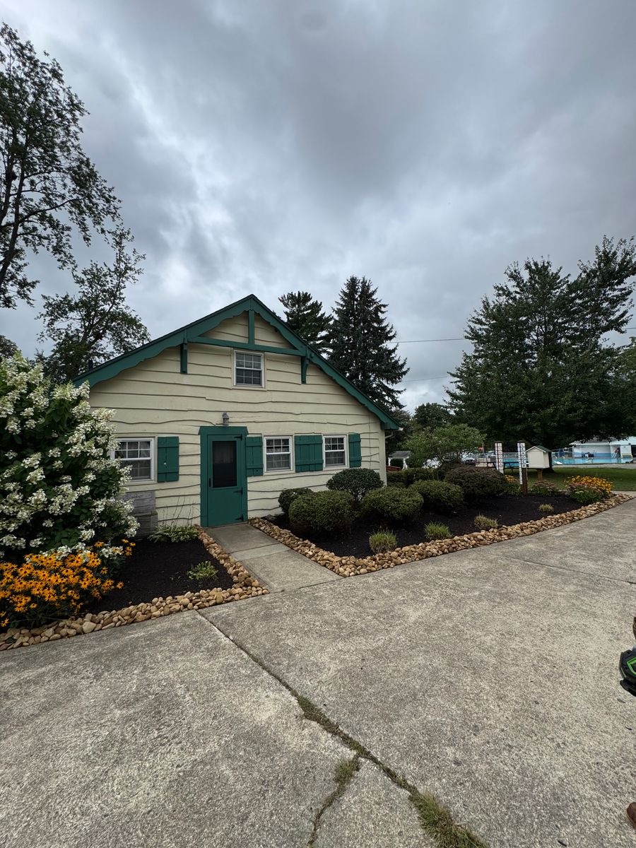 Lawn Maintenance for McKenzie's Landscaping in Shelby County, OH
