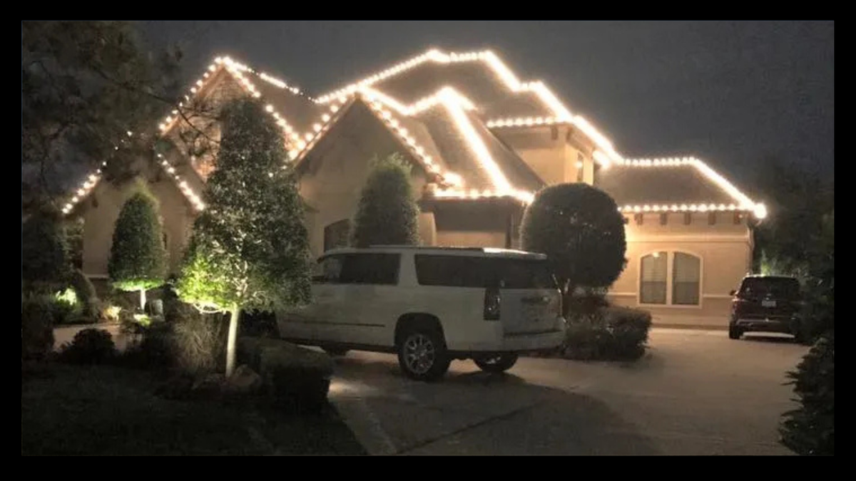  Christmas Lights Maintenance for North Star Lighting in Conroe,  TX