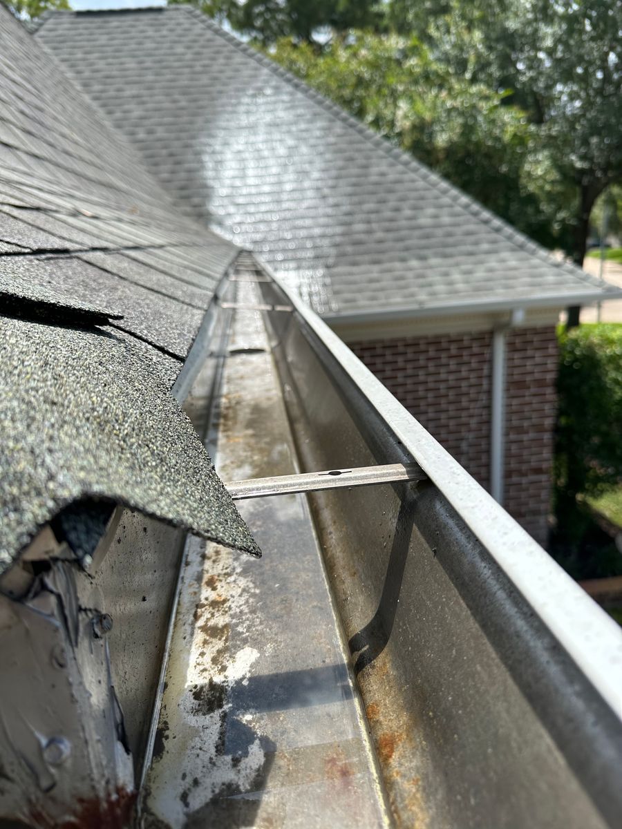 Gutter & Downspout Cleaning for Power Pressure Wash in Houston, TX