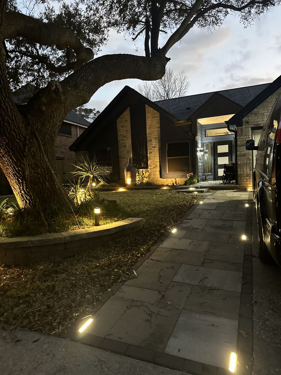 Hardscaping for Atlas Land Design in Creekside Park, TX