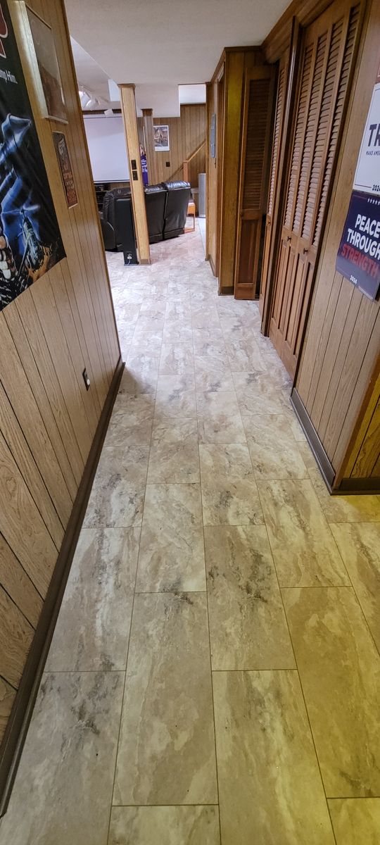 Flooring for Middle Man Construction in Fall Branch, TN