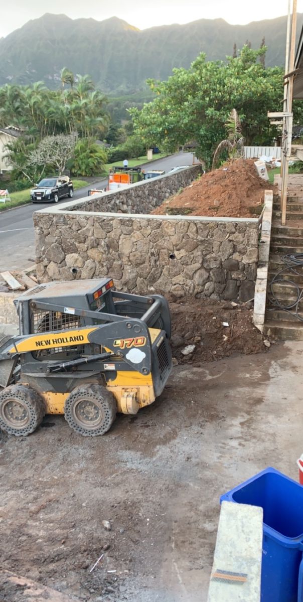 Retaining Wall Construction for Maka’s Akamai Masonry LLC in Kaneohe, HI