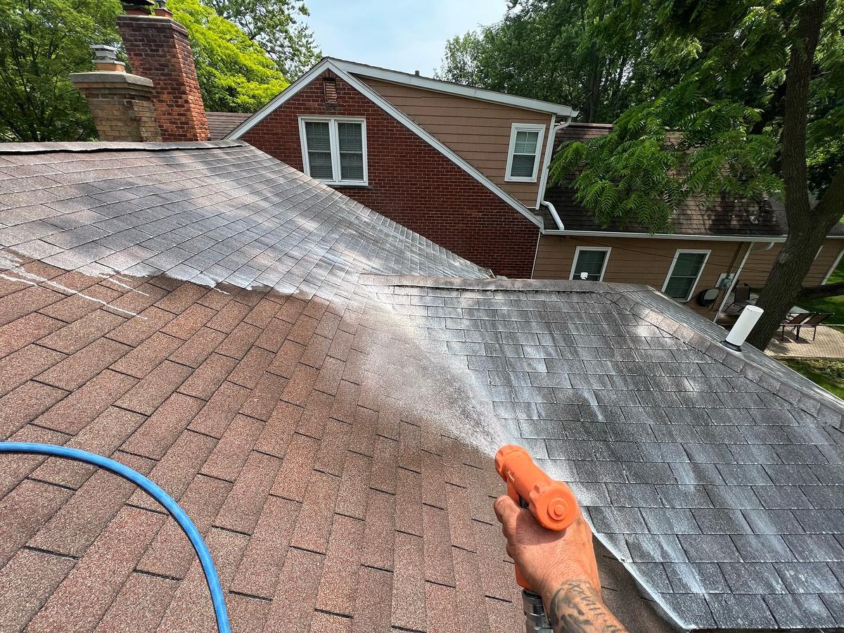 Roof Washing for ProTech Pressure Wash LLC in Clinton Township, MI