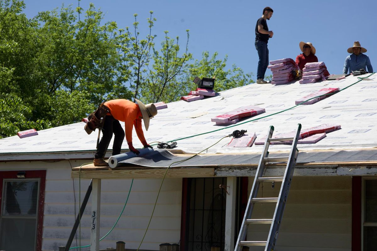 Roofing Repairs for Samaria Roofing in Oklahoma city, OK