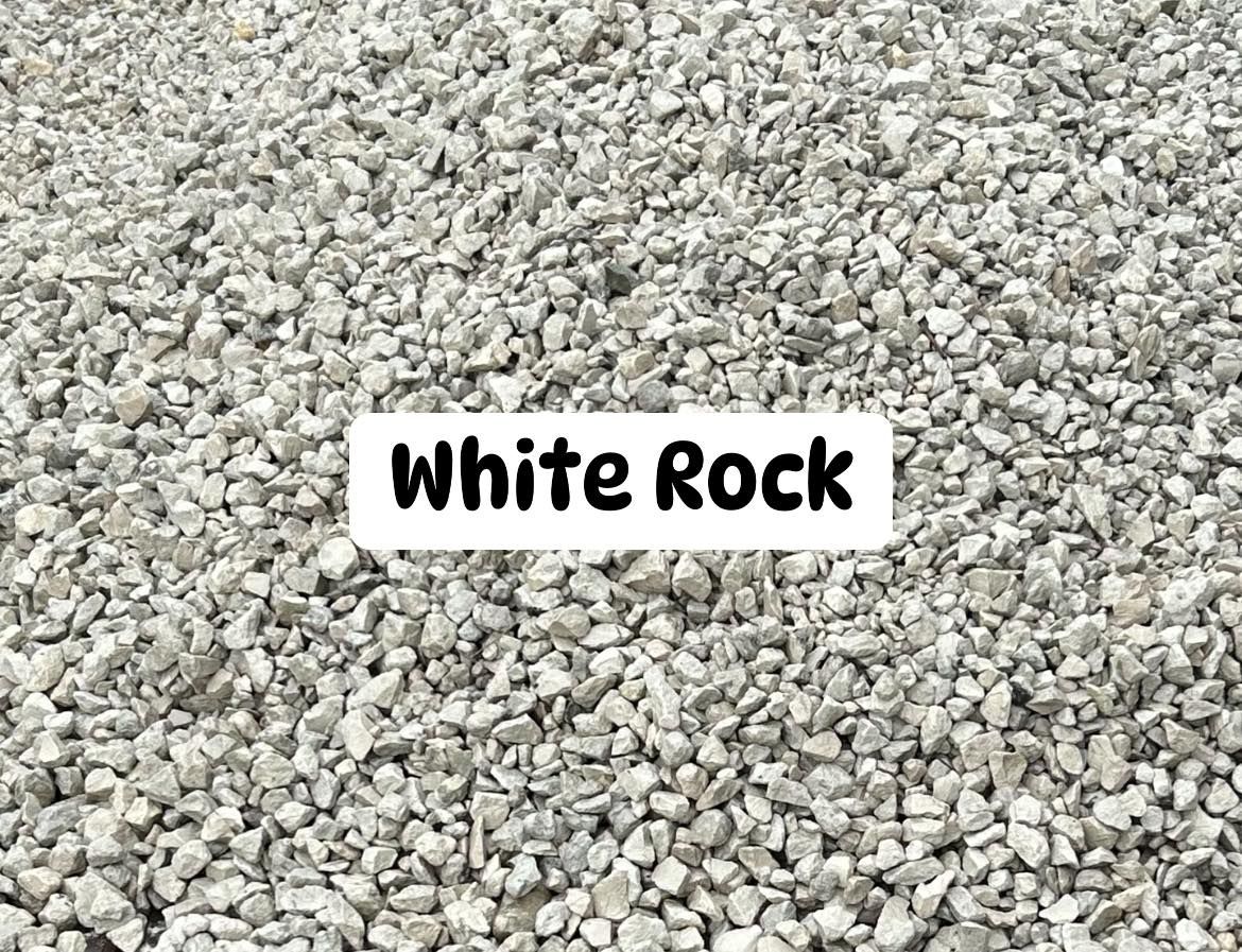 Mulching for Artistic Edges in Texarkana, AR