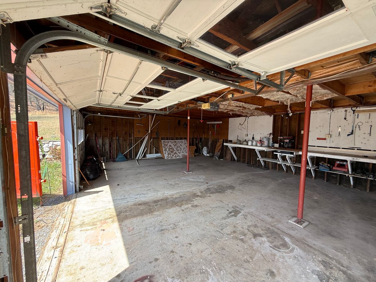 Garage Cleanouts for Valley View Junk in Stephens City, VA