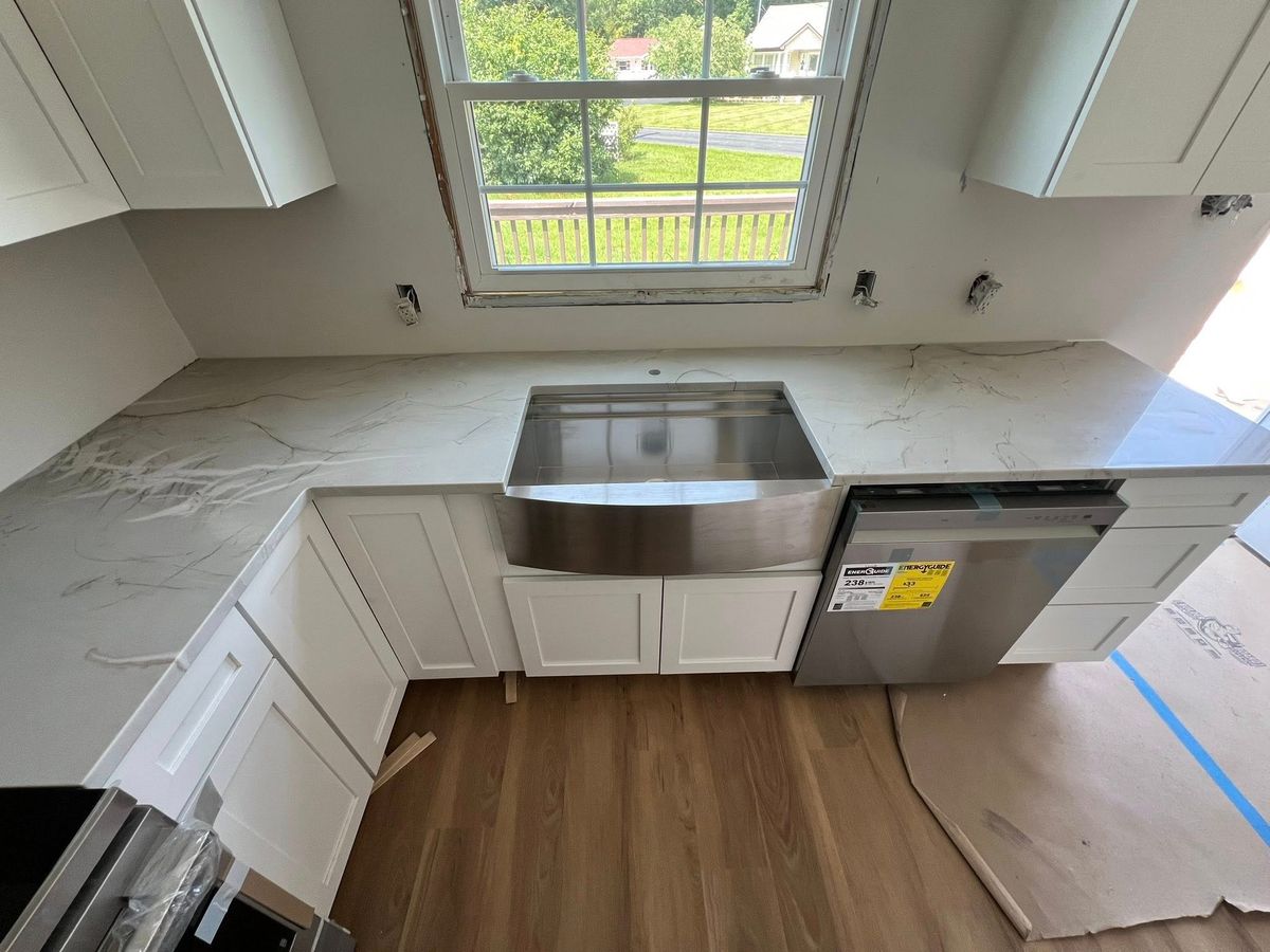 Quartz Countertops for Solid Rock Countertops  in Staunton, VA