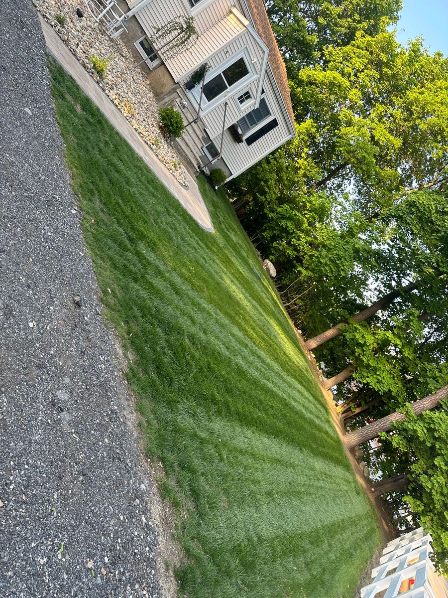 Lawn Maintenance for Pote Landscaping LLC in Wilmington, MA