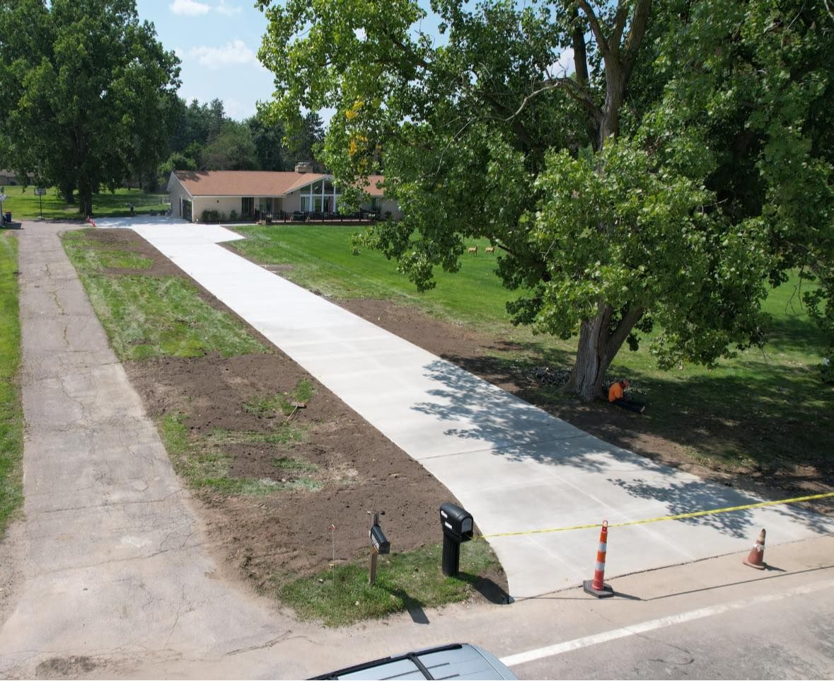 Sidewalk Installation for D.R. Concrete  in Lincoln Park, MI