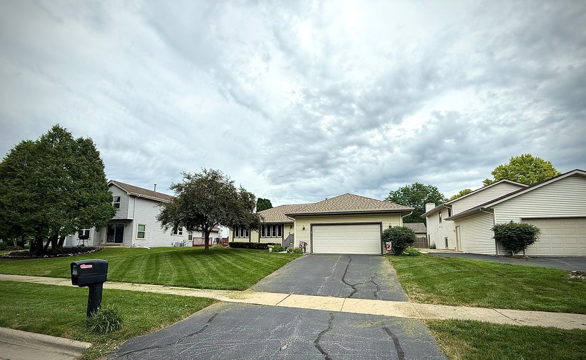 Mowing for B&G Lawn Care in Roscoe, IL
