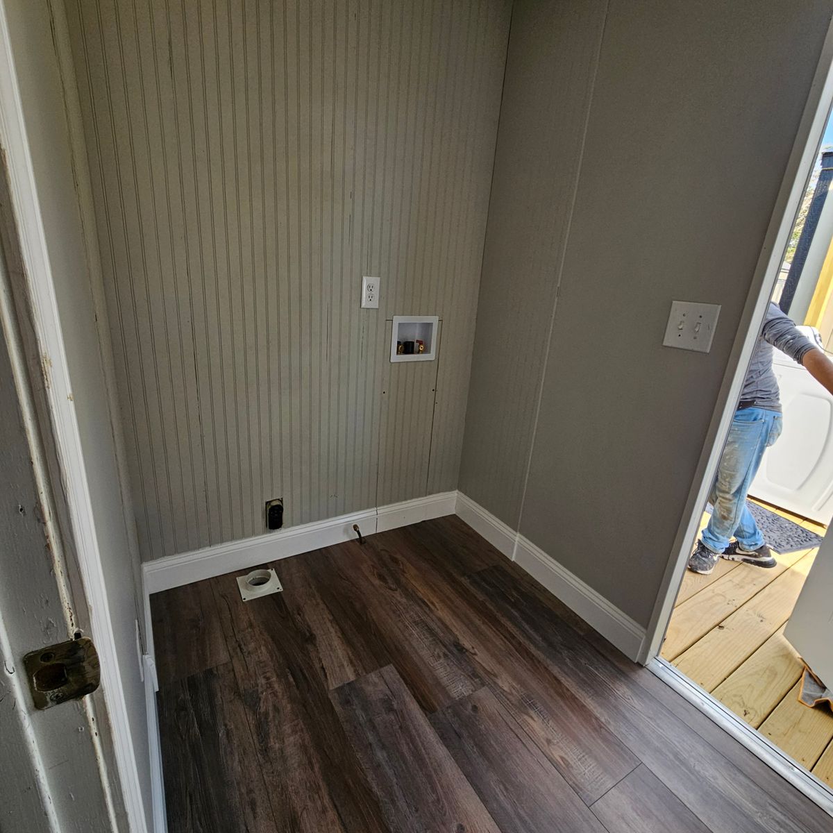 Flooring for Ruben R construction LLC in Mount Olive, NC