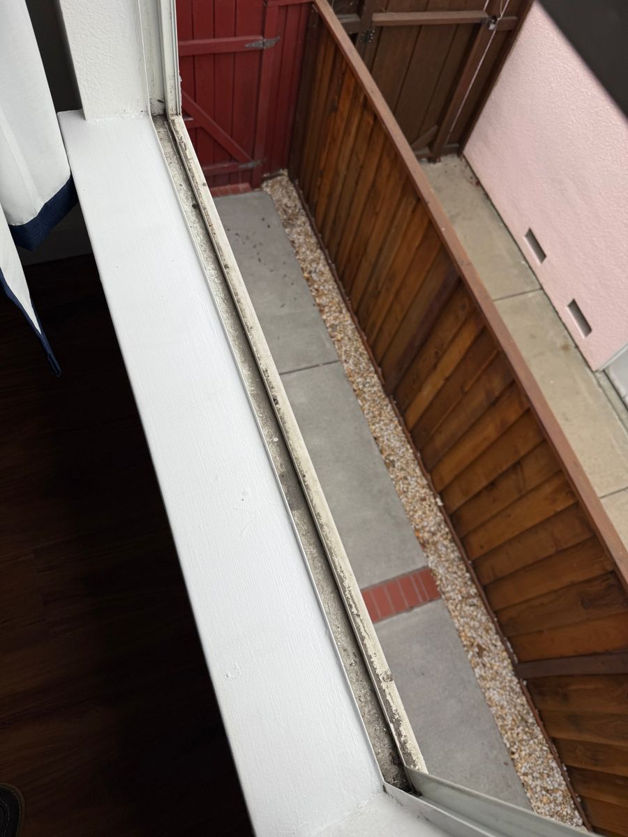 Residential Window Cleaning for GGG Home Services in San Jose, CA