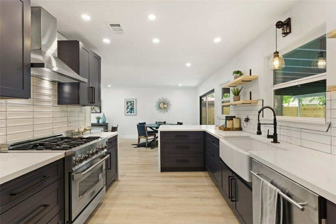 Interior Repair and Restoration for Steel Country Home Restorations in Cibolo, TX