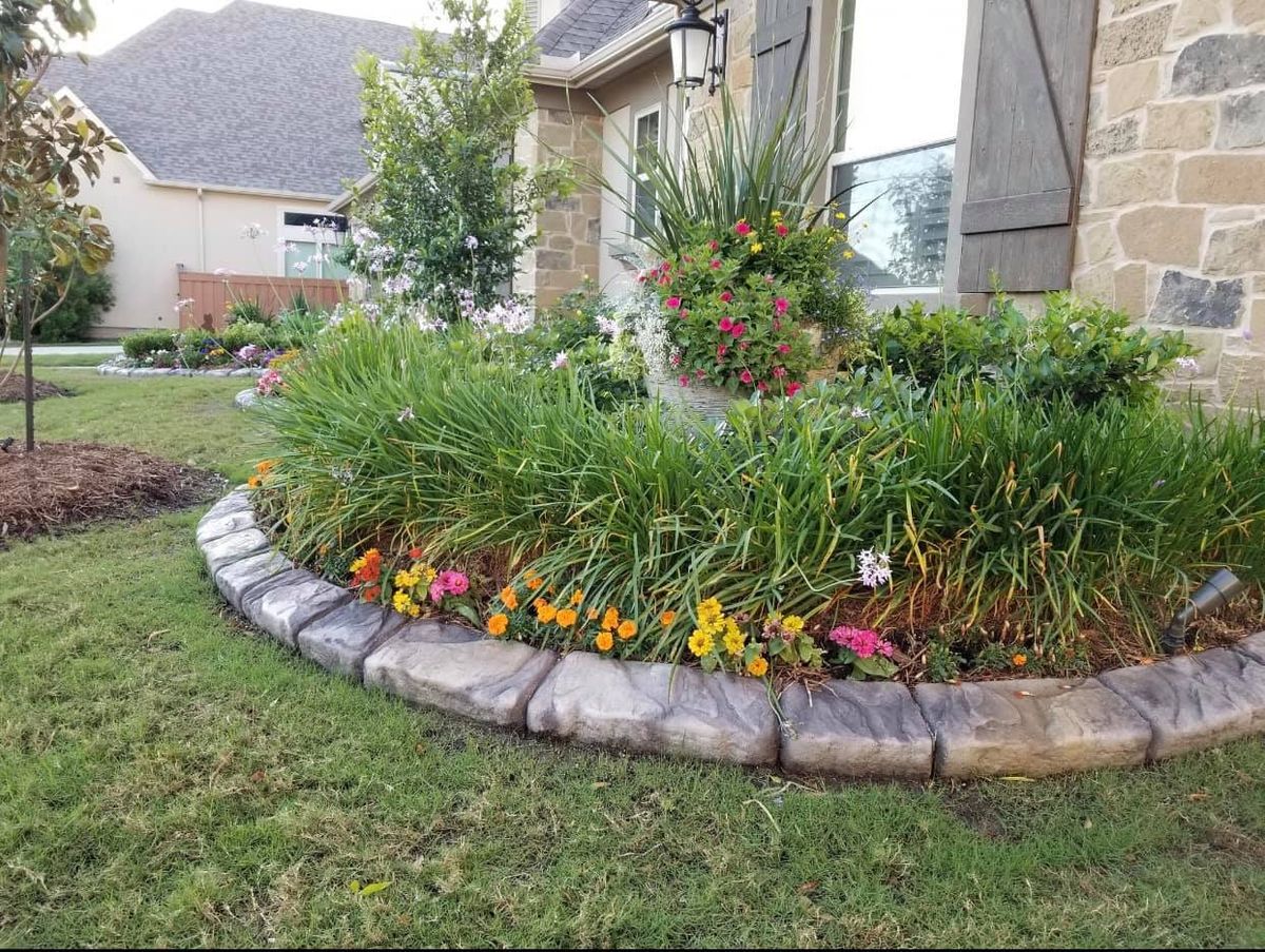 Landscaping for Texas Curb N Borders in Houston, TX