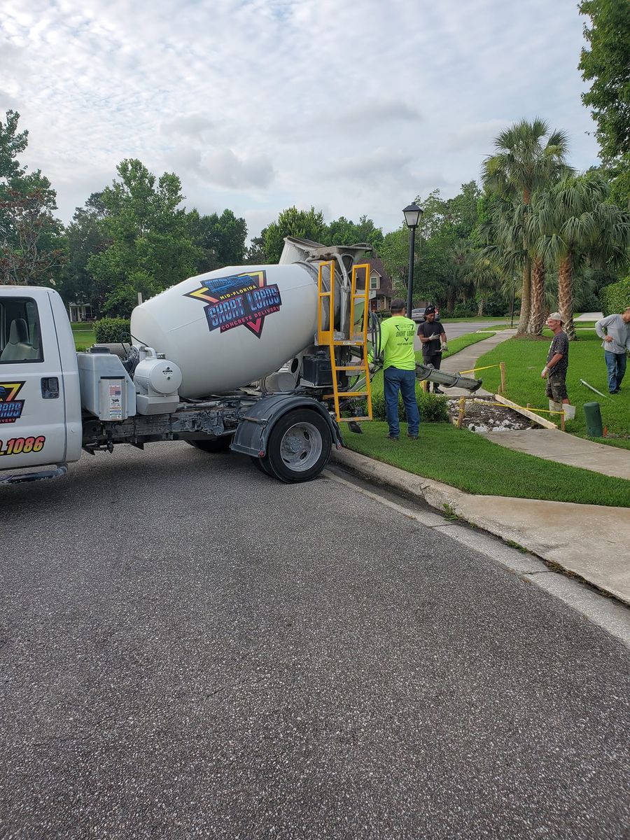 Sidewalk Installation for Mid-Florida Short Loads in Pine Hills, FL