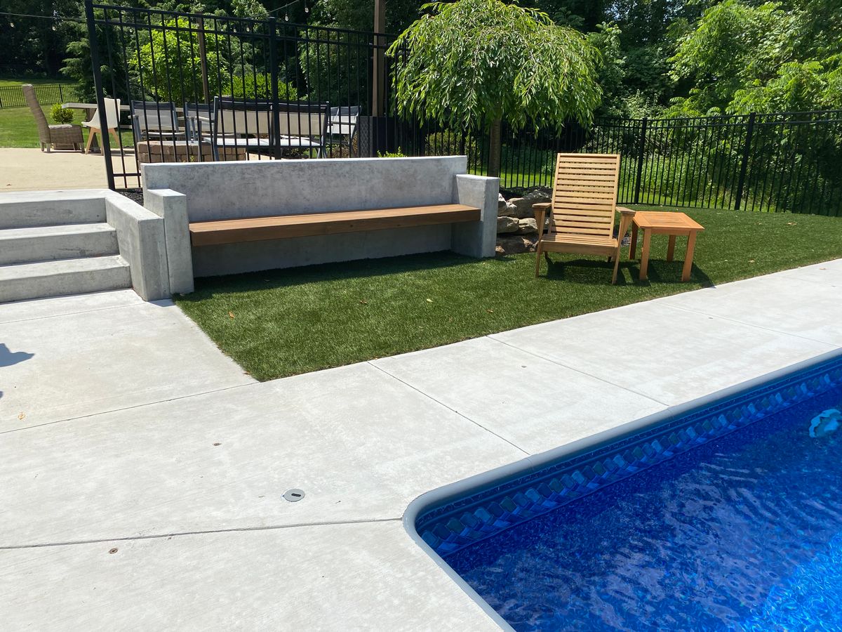 Deck & Patio Installation for Full Circle Design in Louisville, OH