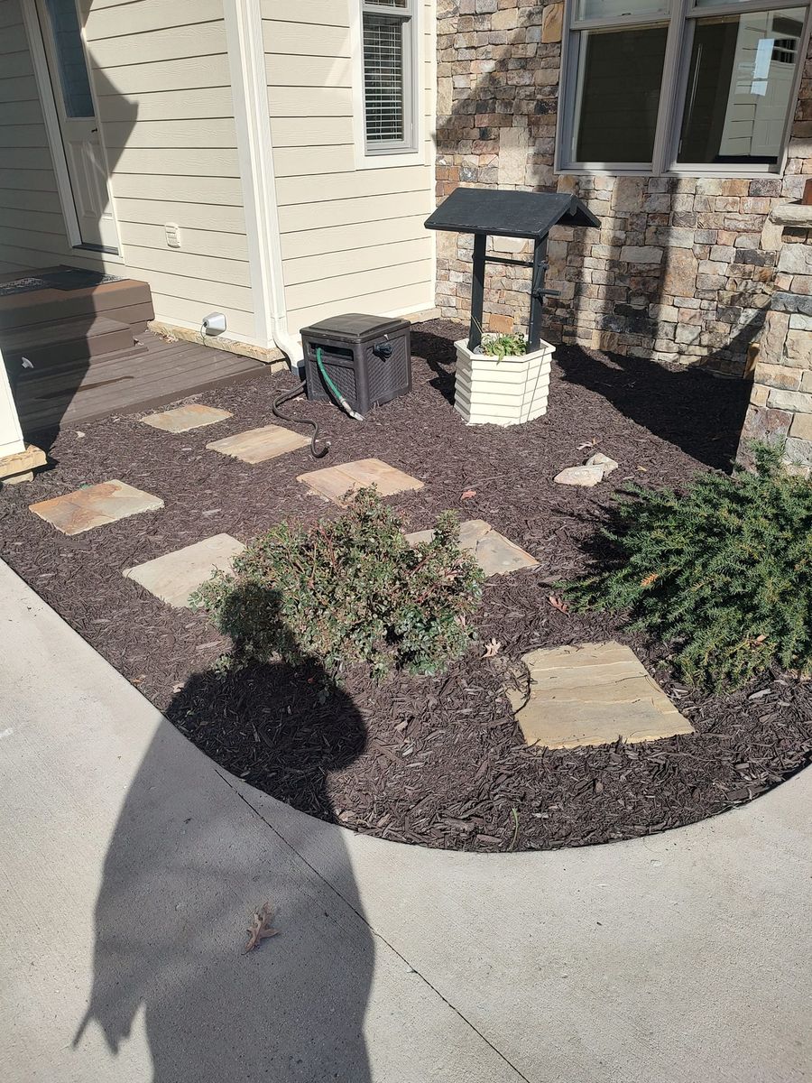 Mulch Bed Installation and Renovation for Starnes Hardscapes & Property Management LLC in Dunlap, TN