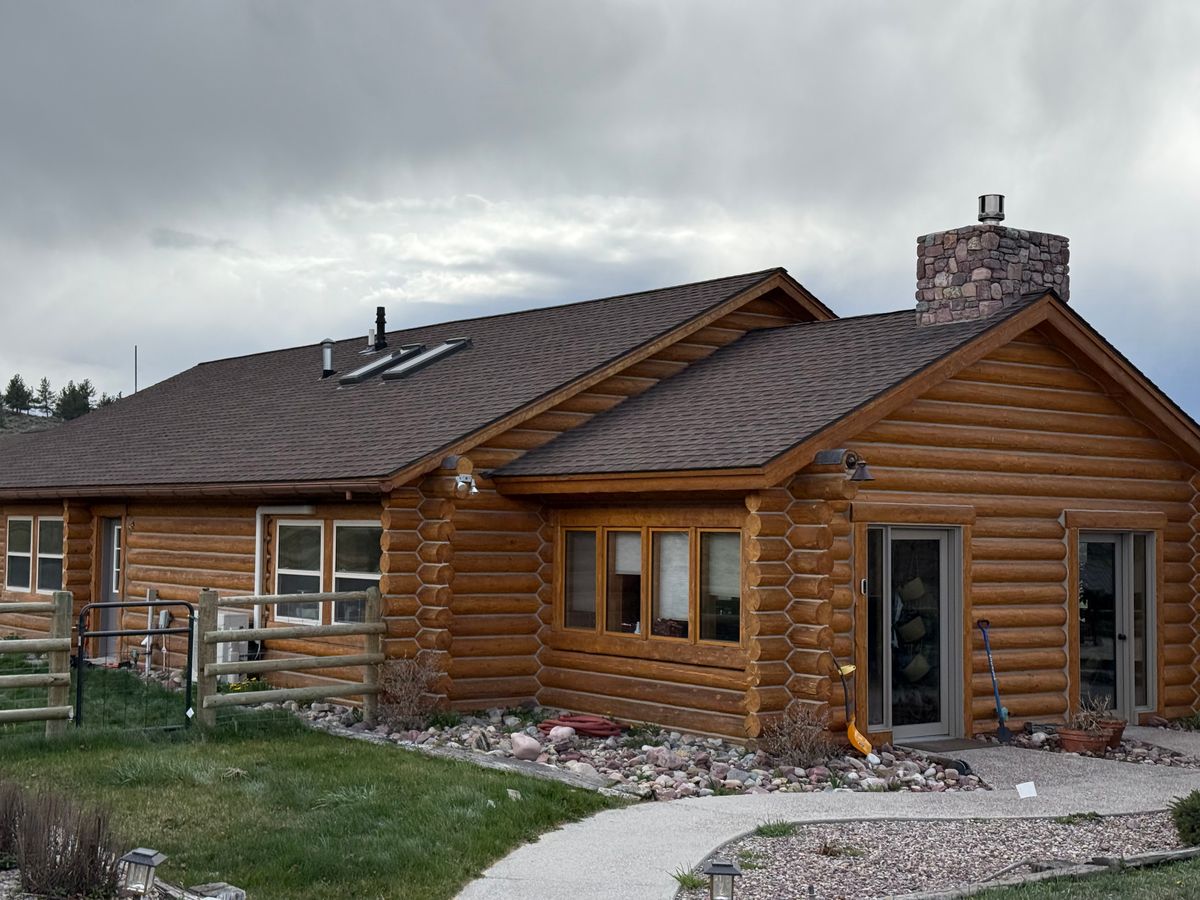 Log replacement and repair. for Wild West Log home specialists in Corvallis, MT