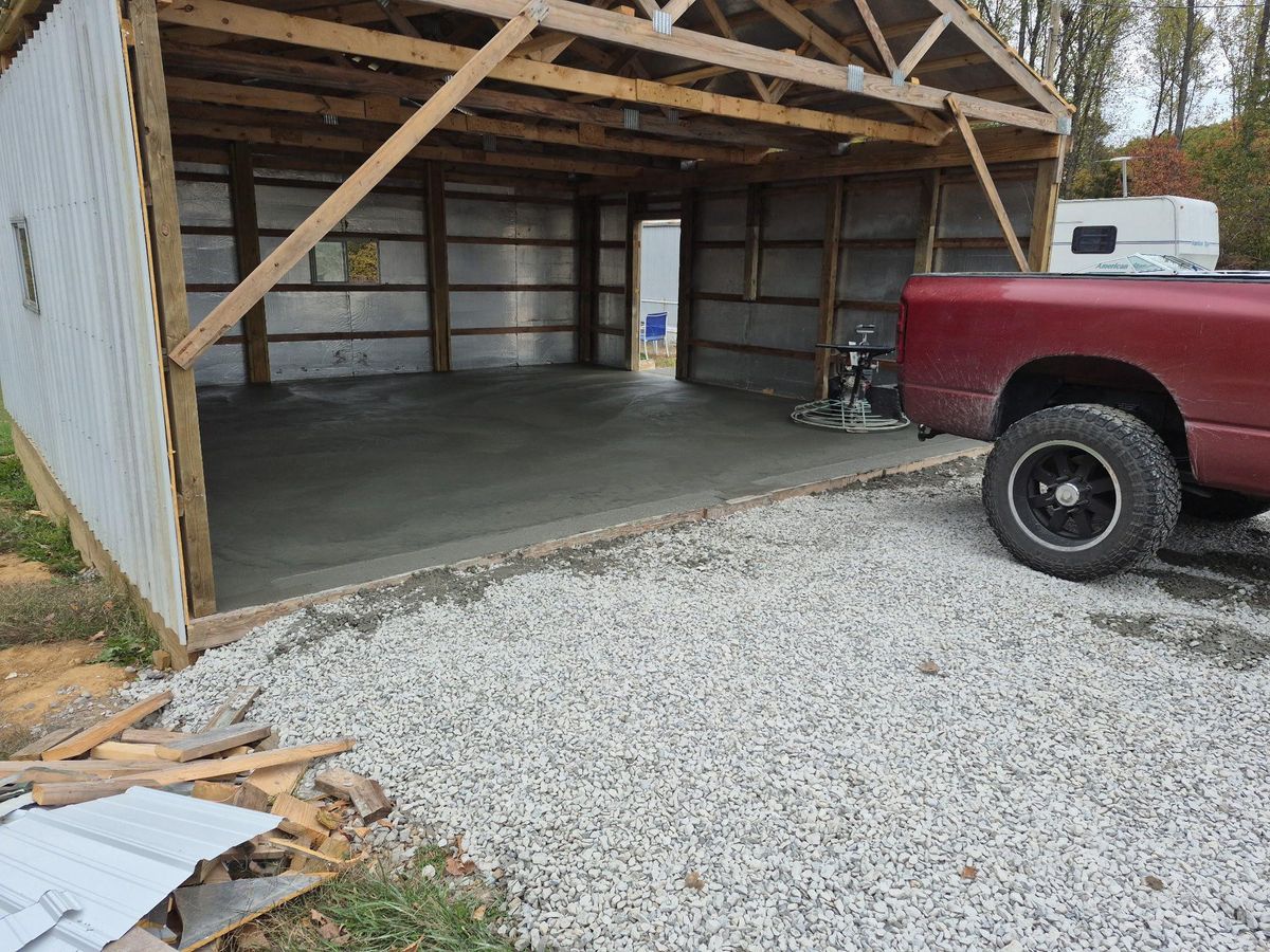 Driveways & Sidewalks for Whitfield Concrete Construction in Solsberry, IN