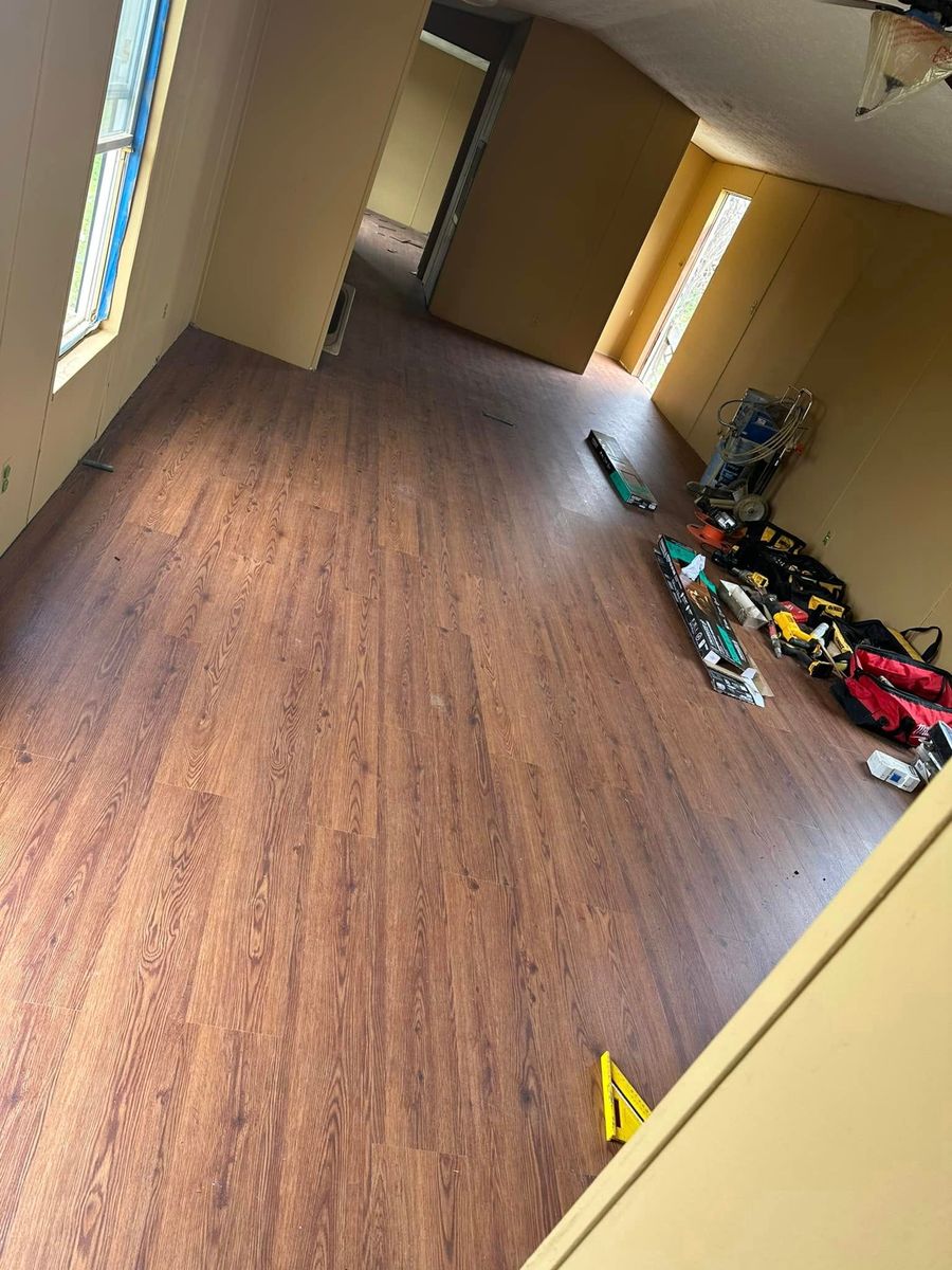 Flooring for CrossCut in Kempner, TX