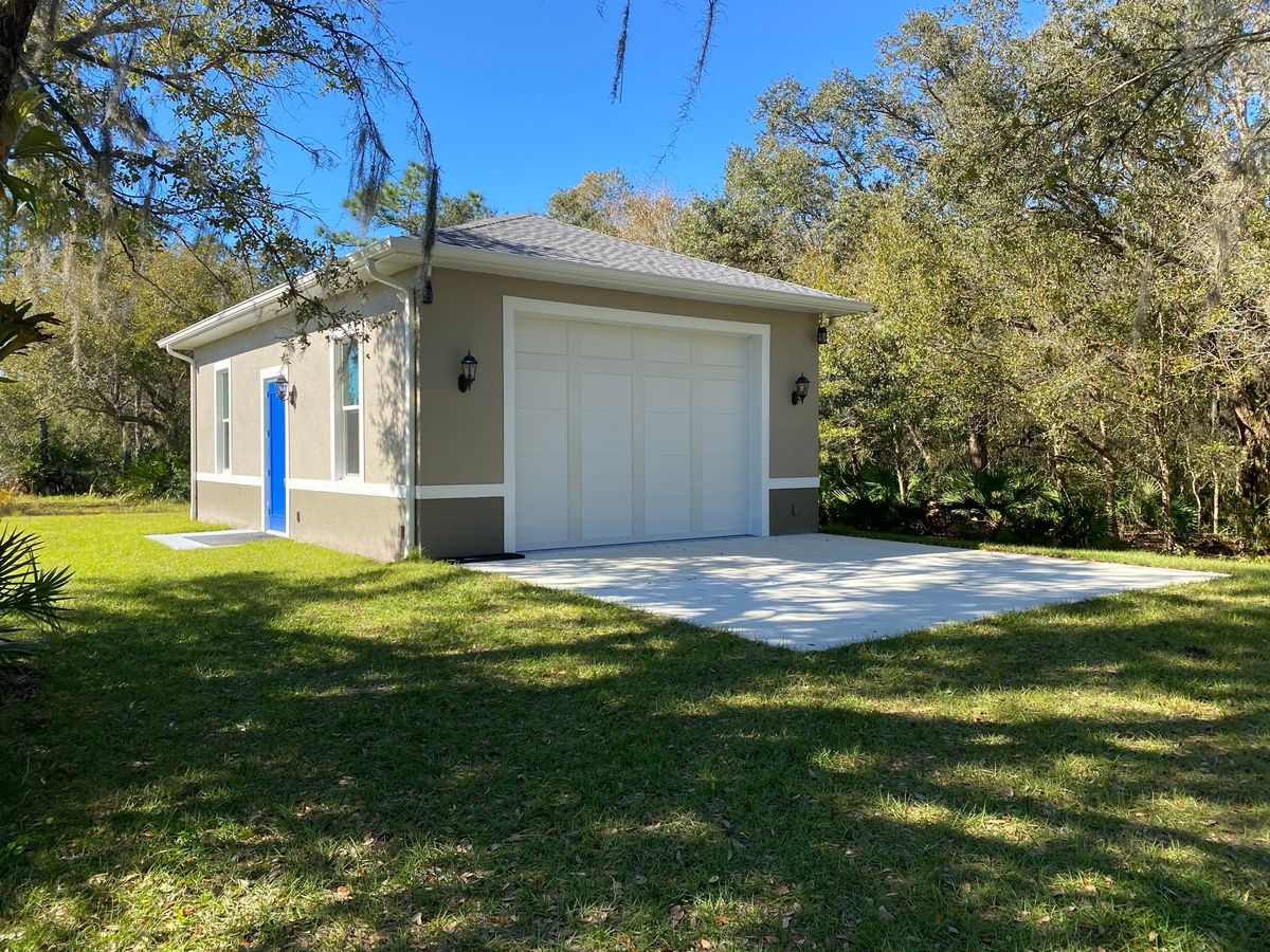 Accessory Structures (Garage, Office, Gym, She-Shed, Mancave) for Sarasota Home Additions in Sarasota, FL