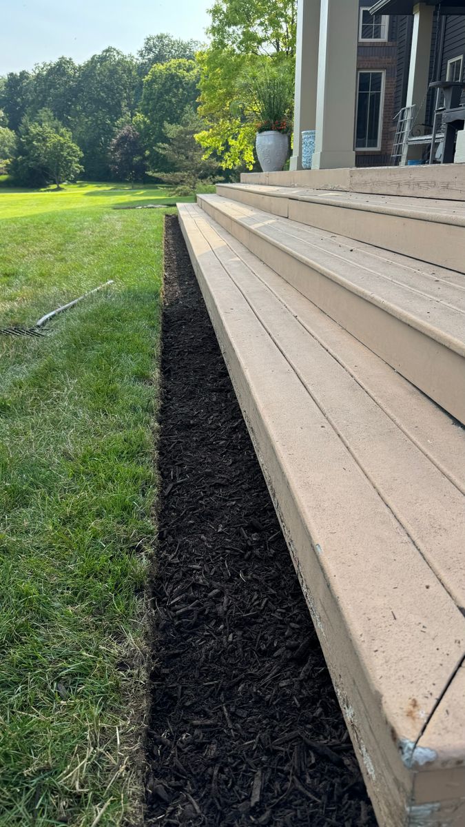 Mulch Installation for Green Stripes LLC in North Canton, OH