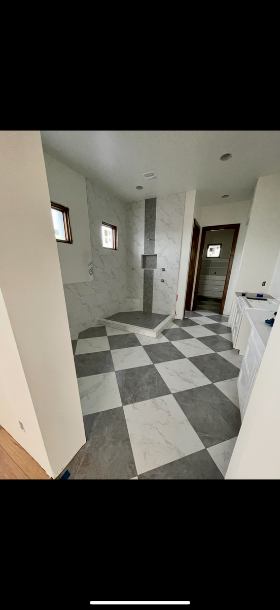 Shower Tiling for C&N Flooring Solutions LLC in Chino Valley, AZ