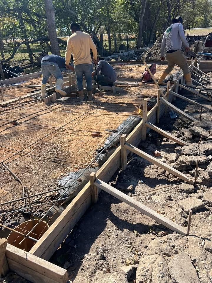 Day Laborer Hourly Rates for King Services in Seguin, TX