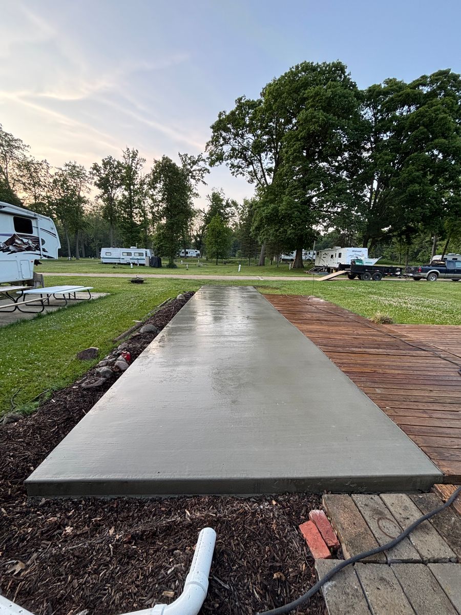 Concrete Slab Construction for Harold's Construction in Howell, MI