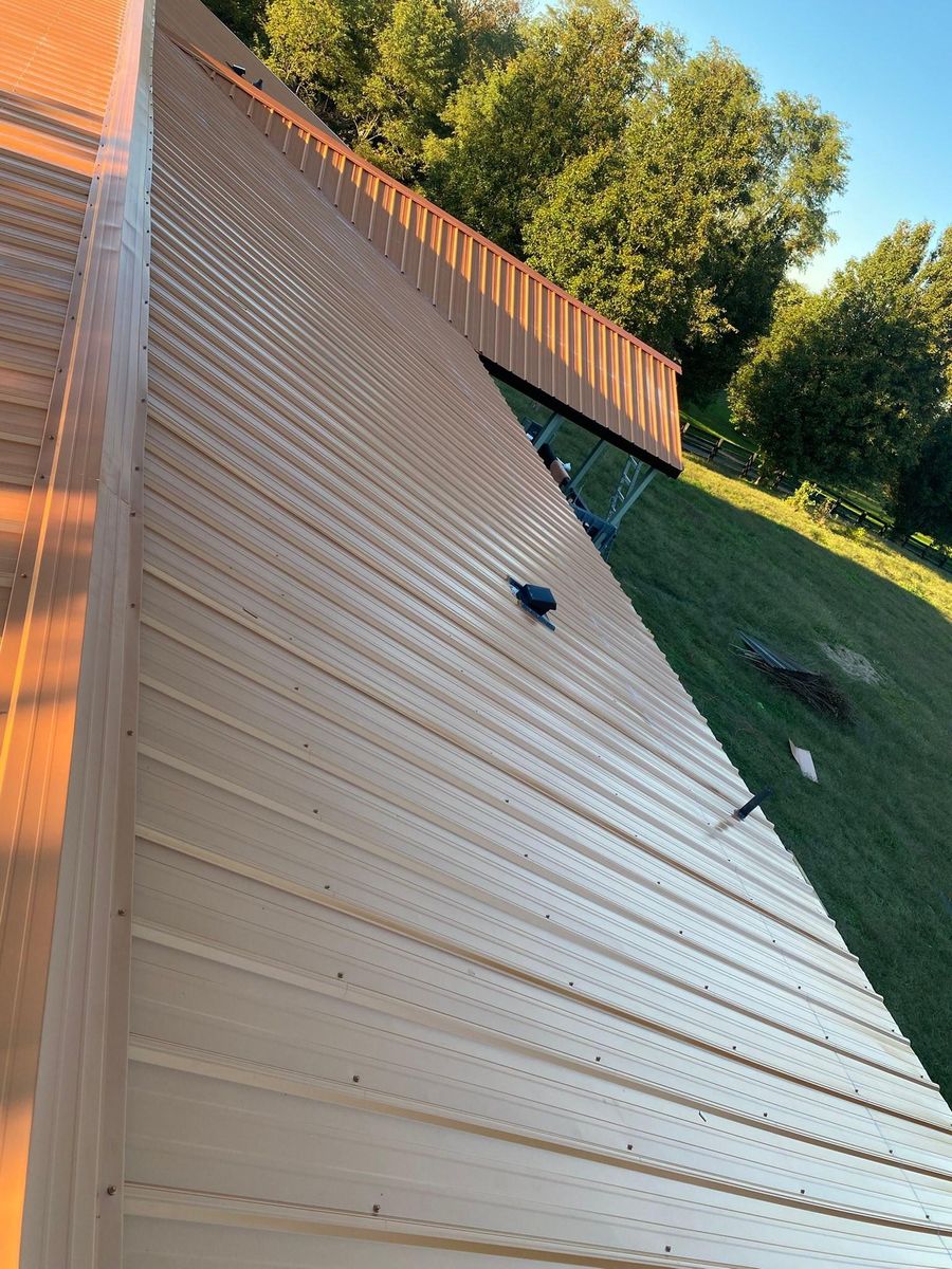 Roofing Replacement for Primetime Roofing & Contracting in Winchester, KY