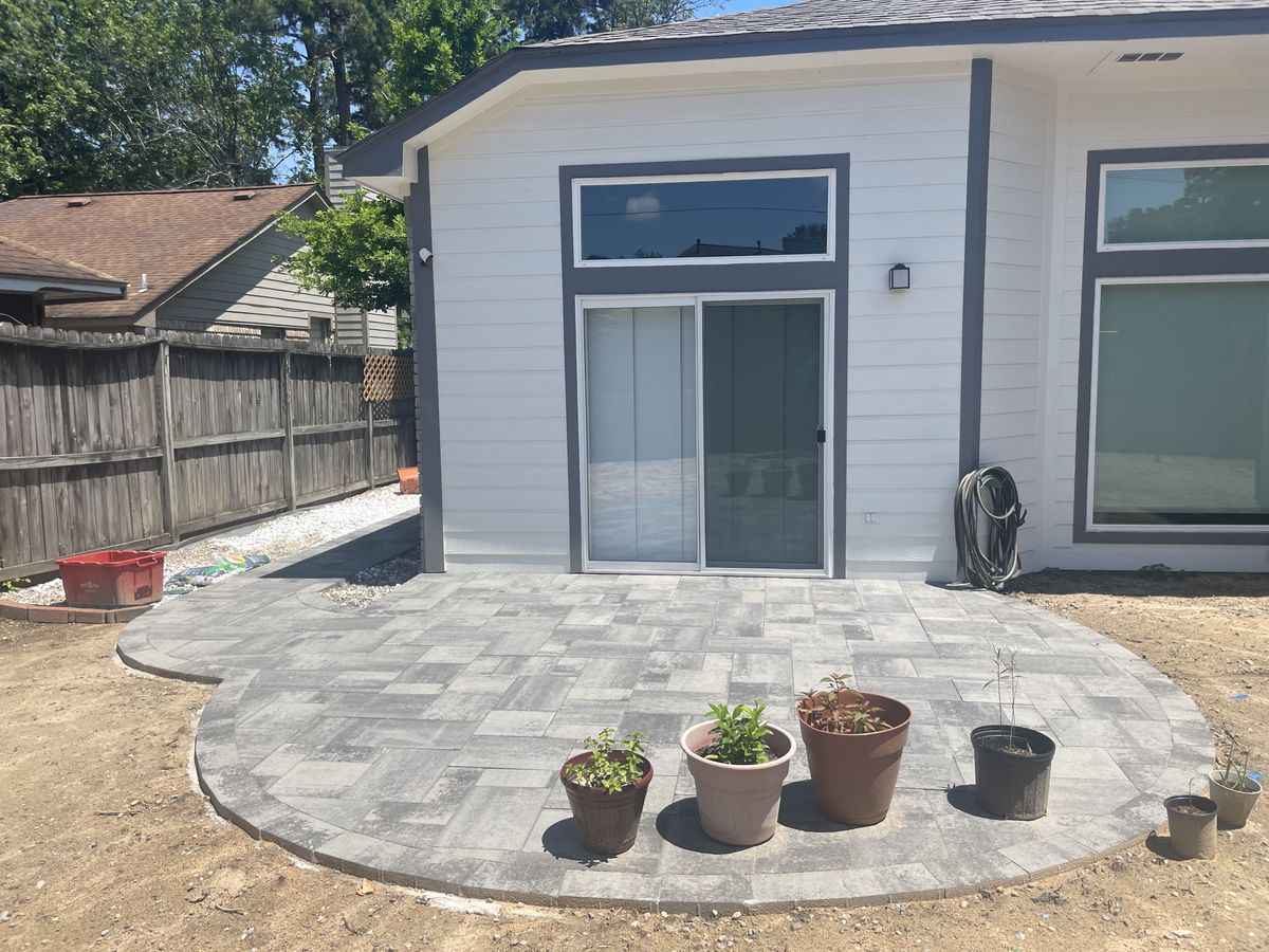 Hardscaping for Atlas Land Design in Creekside Park, TX