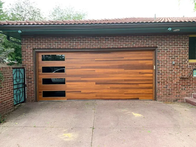 Garage Door Installation for 423 Garage Doors in Signal Mountain, Tennessee