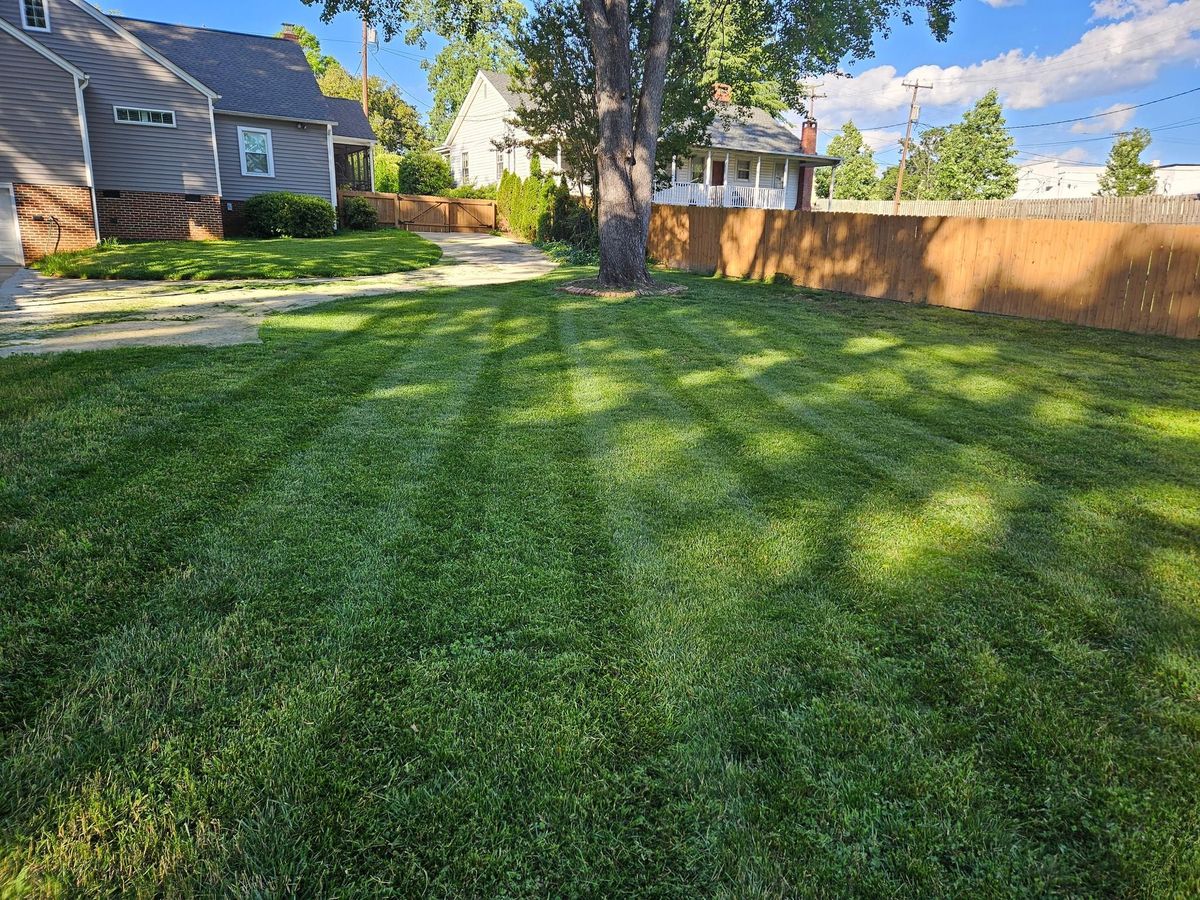 Mowing for Upstate Lawncare Maintenance LLC in Easley, SC
