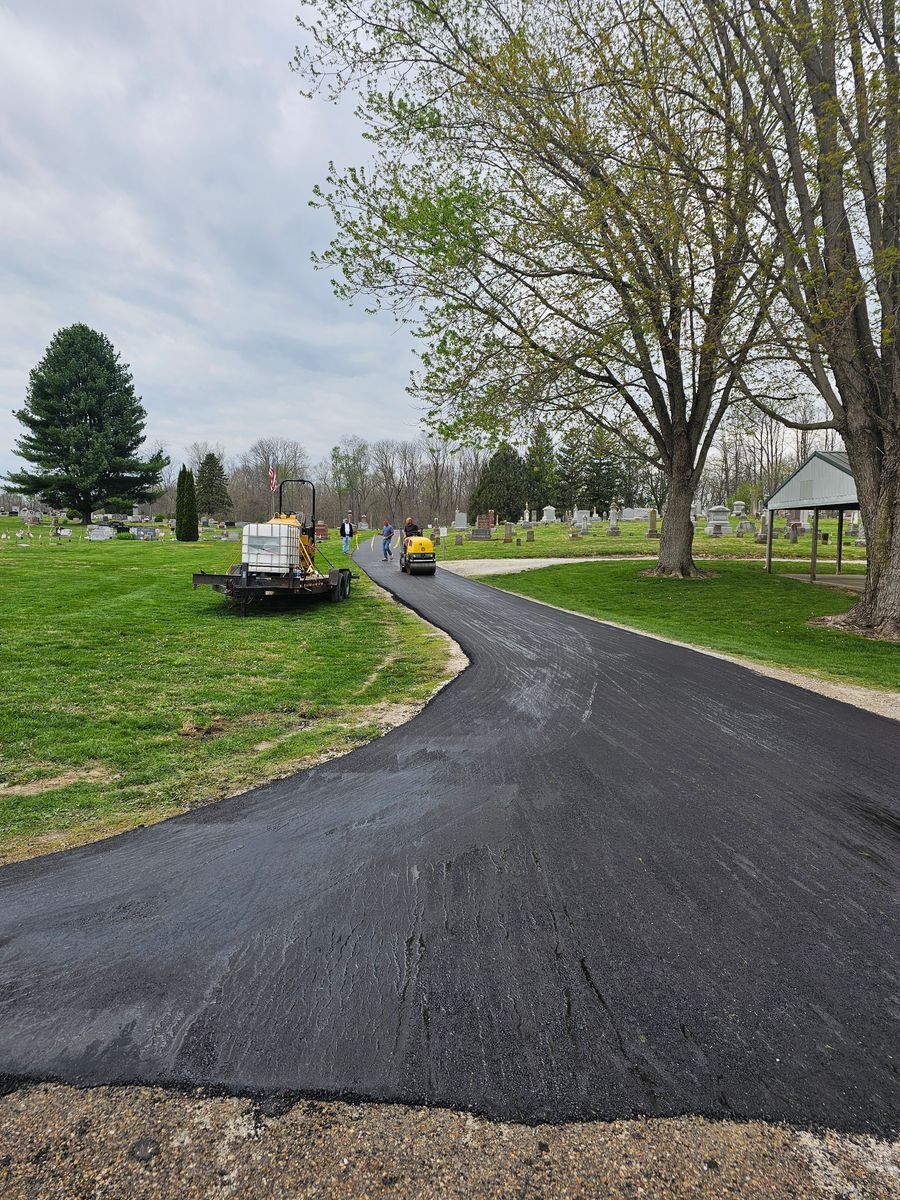 Roadway Paving for Smith's Paving and Sealcoating in Rushville, IN