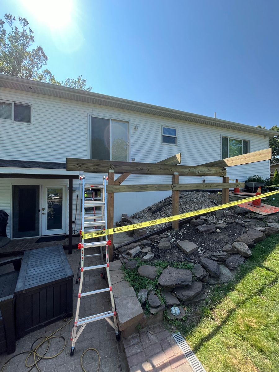 Landscape & Hardscape Design for Sunstone Construction in Oakland County, MI