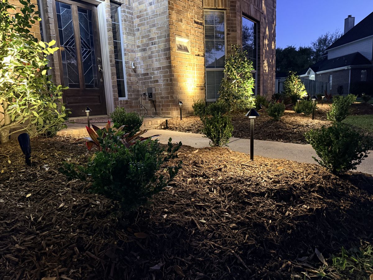 Mulch Installation for Full Armor Landscapes in League City, TX