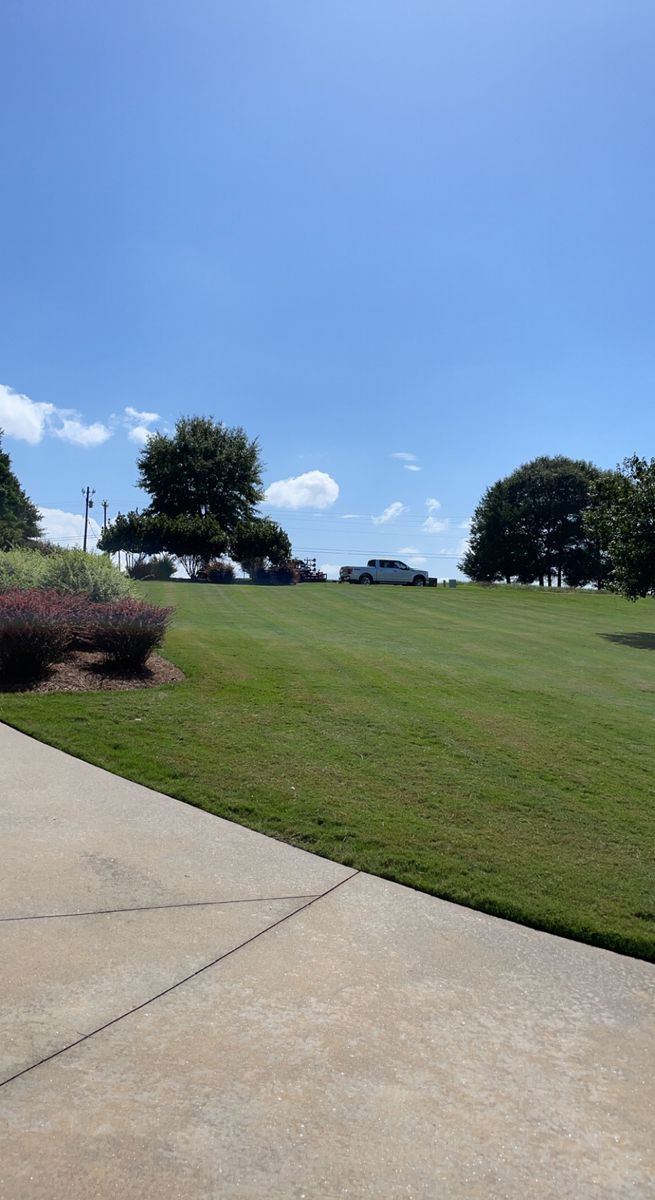 Lawn & Landscape Maintenance for Peach State Landscaping in Hartwell, GA