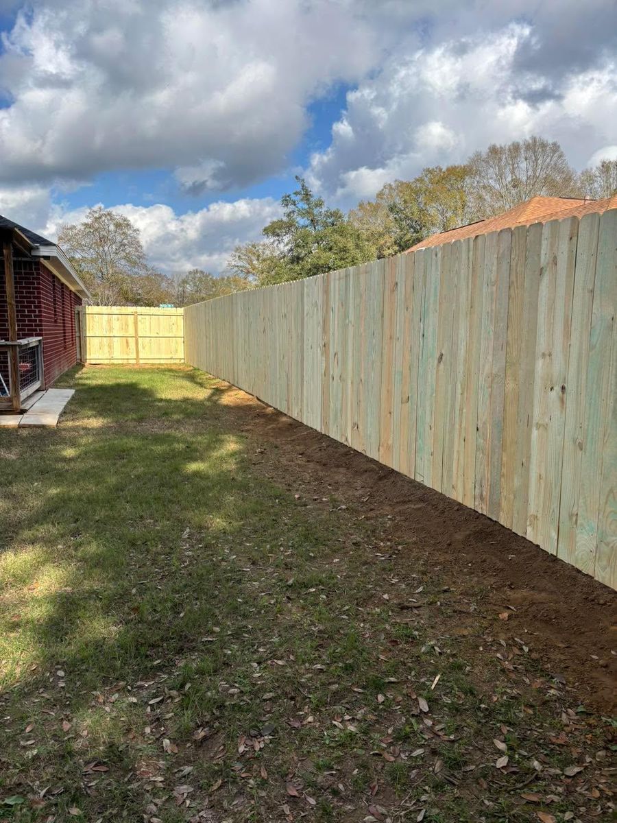 Fence Repair for Jaguar Fence in Mobile, AL