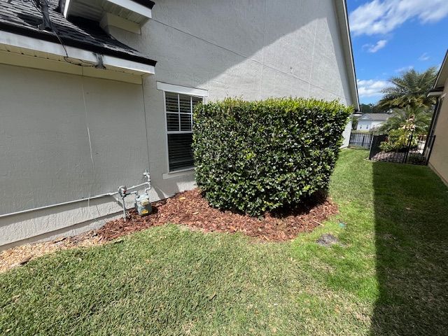 Mulch Installation for K & A Landscaping, Inc. in Jacksonville, FL