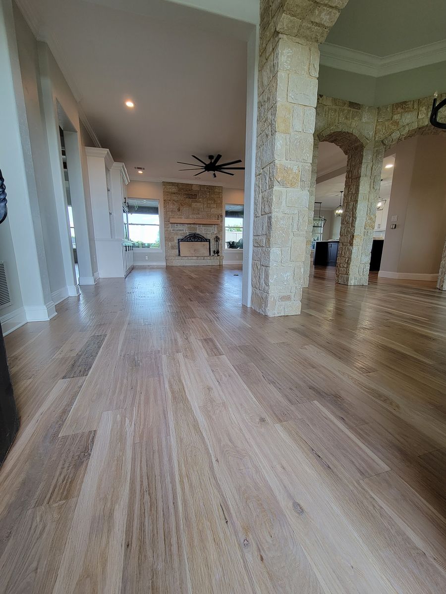 Floor Repair for Doctor Wood Floors LLC in Dallas, TX
