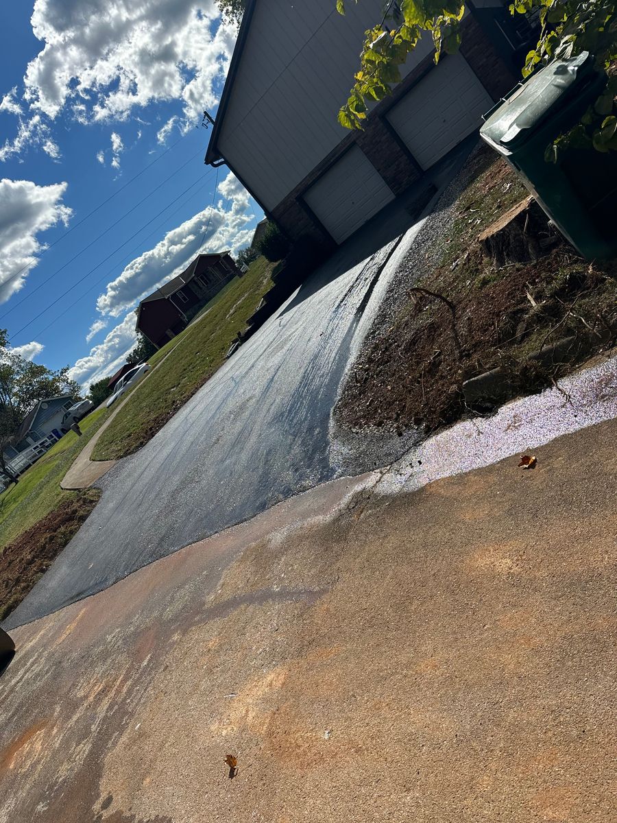 Asphalt Paving for Metzler Paving and Sealcoating in Jacksboro, TN