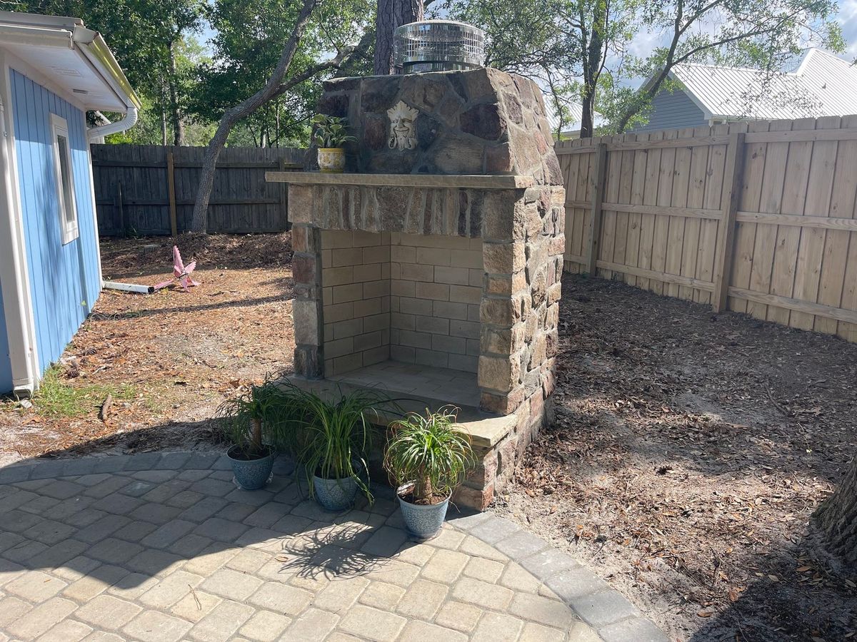 Fireplaces & Pizza Oven Structure for Bianchi Construction Company Inc in Southport, NC