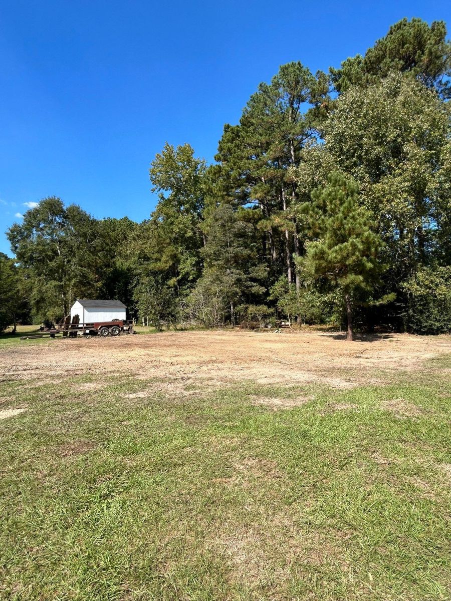 House pads & Driveway Installations for Lambert Equipment Services in Hessmer, LA