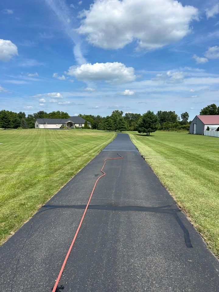 Asphalt Installation for Texcap Asphalt Construction in Magnolia, TX