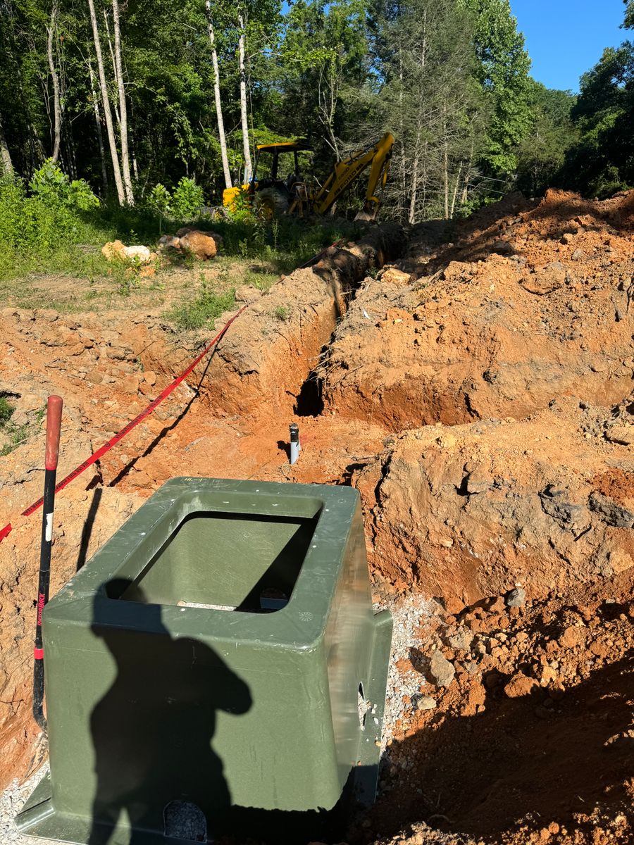 Underground Electric & Communications Service for Strange Excavating & Utilities in Lenoir City, TN