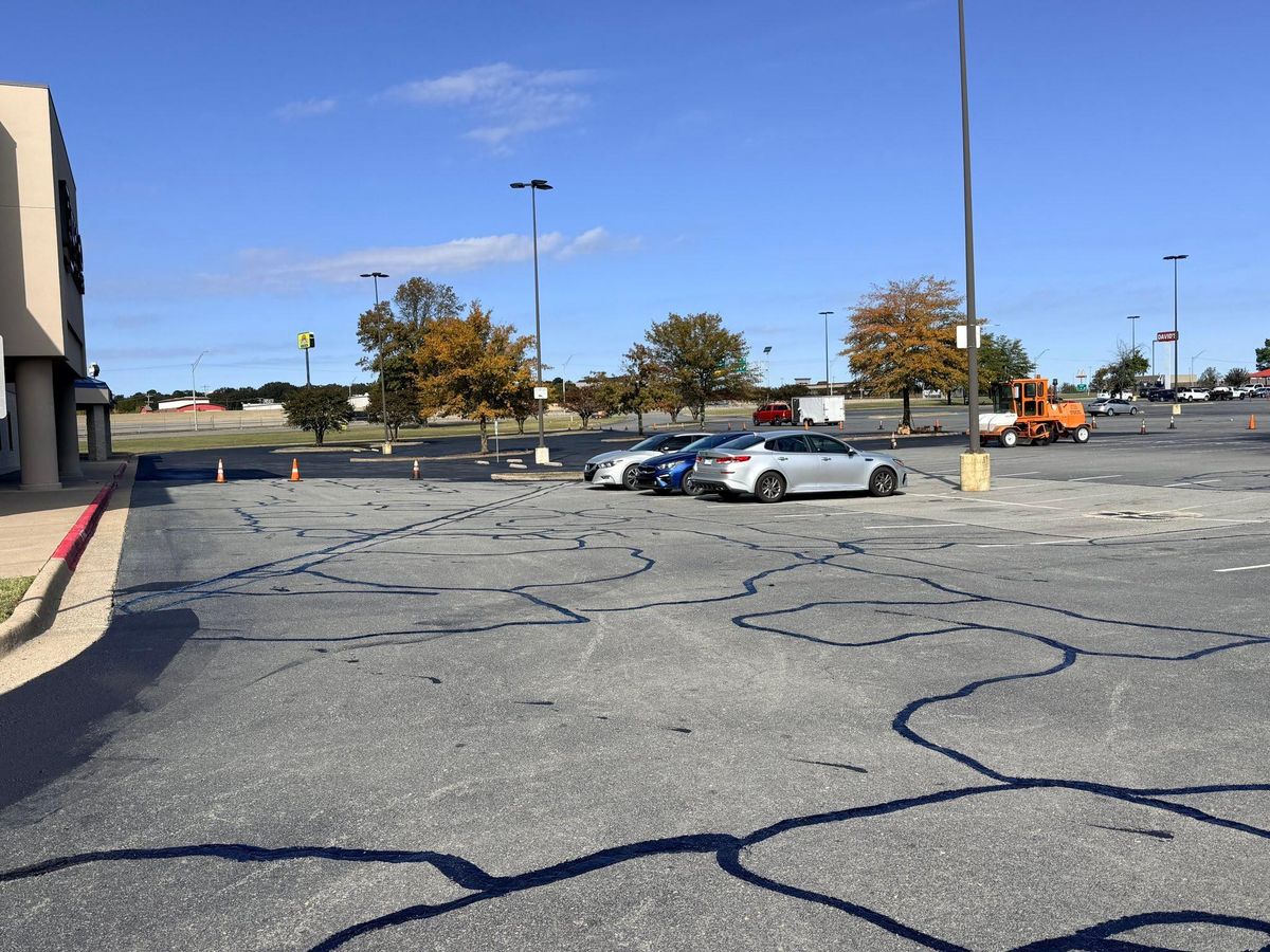 Asphalt Maintenance for Straight Line Striping in Little Rock, AR
